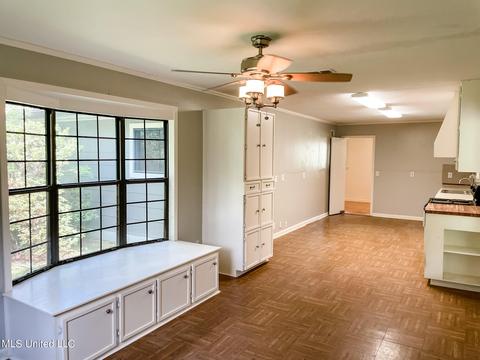 1444 Sheffield Dr, Jackson, MS 39211 photo 7