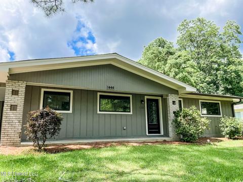 1444 Sheffield Dr, Jackson, MS 39211 photo 2