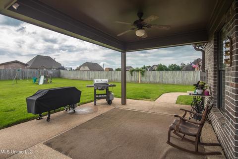 6744 Clarmore Dr, Olive Branch, MS 38654 photo 36