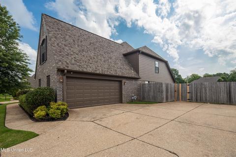 6744 Clarmore Dr, Olive Branch, MS 38654 photo 3