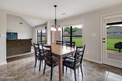 6744 Clarmore Dr, Olive Branch, MS 38654 photo 14