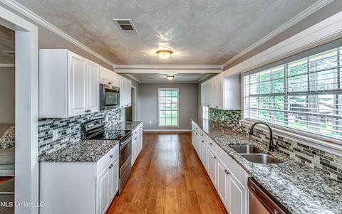 22 Pine Crest Pl, Brandon, MS 39042 photo 13