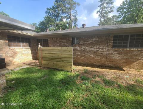 1210 Joanne St, Jackson, MS 39204 photo 5