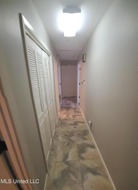 1210 Joanne St, Jackson, MS 39204 photo 9