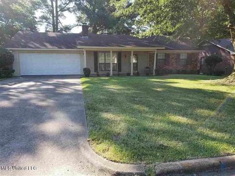 2213 Forest Park Dr, Jackson, MS 39212 photo 1