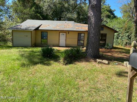 3933 Camilla Dr, Jackson, MS 39212 photo 1