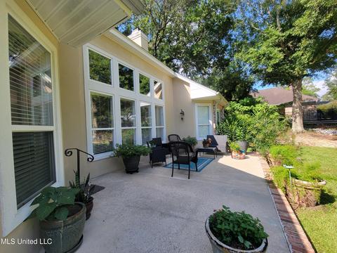 5573 E Diamondhead Dr, Diamondhead, MS 39525 photo 3