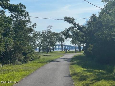 Ponce De Leon Boulevard, Pass Christian, MS 39571