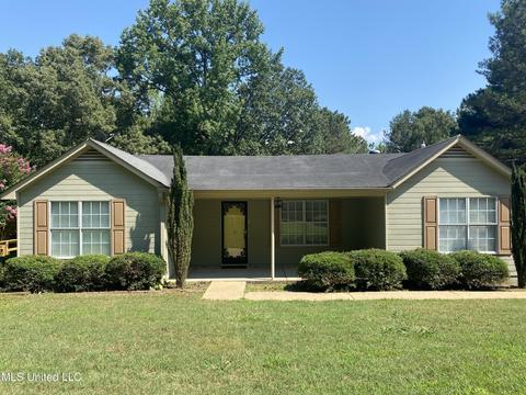 41 County Road 521, Como, MS 38619 photo 1