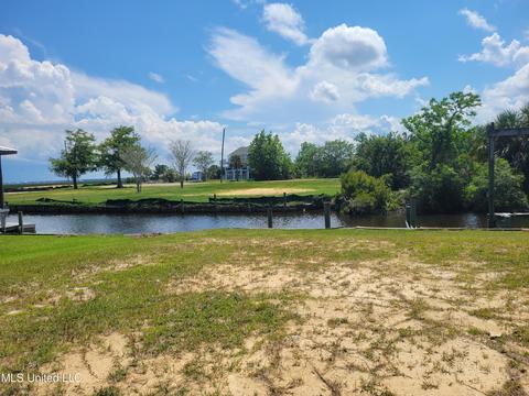 358 Loulu Pl, Diamondhead, MS 39525 photo 4