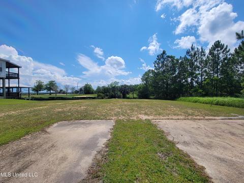 358 Loulu Pl, Diamondhead, MS 39525 photo 5