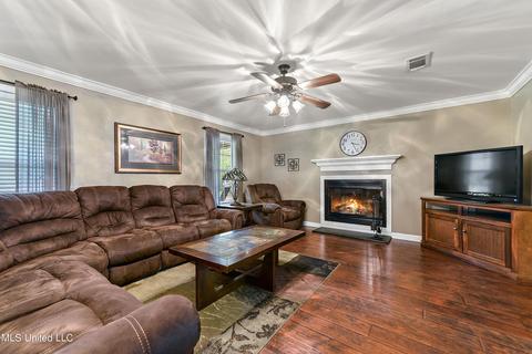 109 Maple Dr, Perkinston, MS 39573 photo 5