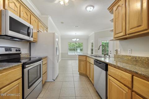 79320 E Diamondhead Dr, Diamondhead, MS 39525 photo 8