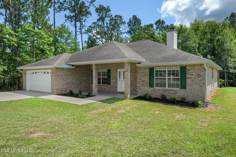 79320 E Diamondhead Dr, Diamondhead, MS 39525 photo 2