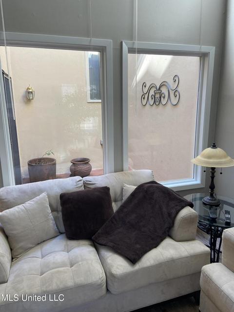 25 Park Crest Pl, Jackson, MS 39211 photo 7