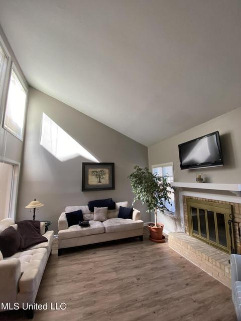 25 Park Crest Pl, Jackson, MS 39211 photo 9