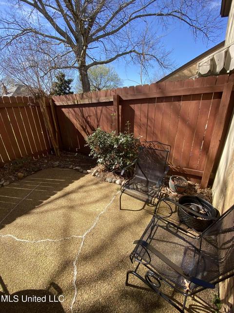 25 Park Crest Pl, Jackson, MS 39211 photo 1