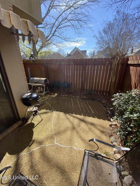 25 Park Crest Pl, Jackson, MS 39211 photo 2
