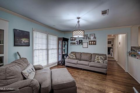 1164 Martingale Rd, Jackson, MS 39206 photo 6
