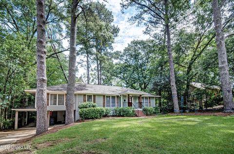 1164 Martingale Rd, Jackson, MS 39206 photo 2