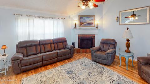 6734 Oak Forest Dr, Olive Branch, MS 38654 photo 3