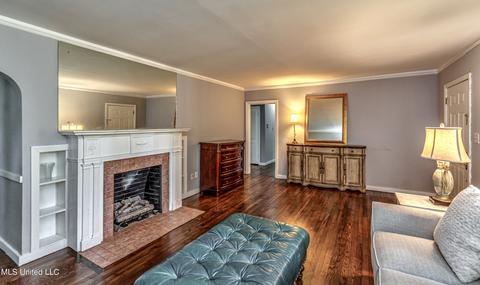 704 Meadowbrook Rd, Jackson, MS 39206 photo 8