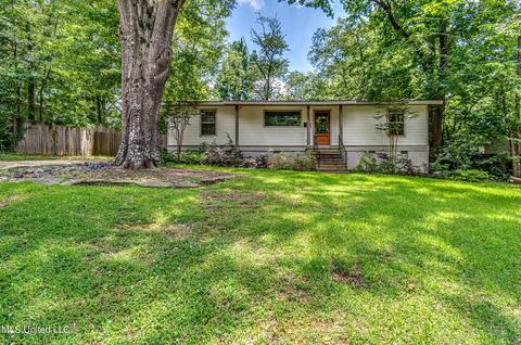1629 Kent Ave, Jackson, MS 39211 photo 1