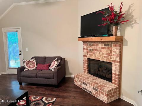 608 Lexington Dr, Florence, MS 39073 photo 5
