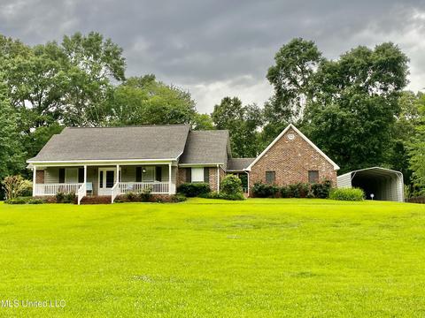 1 Pecan Dr, Raymond, MS 39154 photo 1