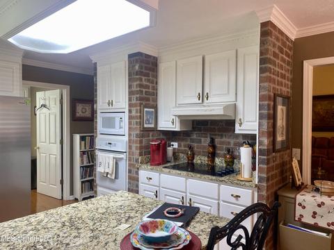 1 Pecan Dr, Raymond, MS 39154 photo 11