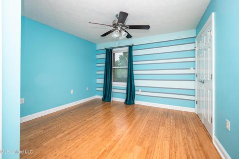 807 Planters Point Dr, Canton, MS 39046 photo 9
