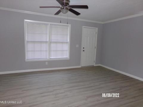 4860 S Mcraven Rd, Jackson, MS 39204 photo 8