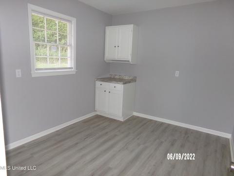 4860 S Mcraven Rd, Jackson, MS 39204 photo 12