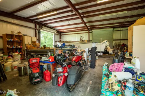 Exterior - 20168 Lovers Ln, Long Beach, MS 39560 photo 15 of 19