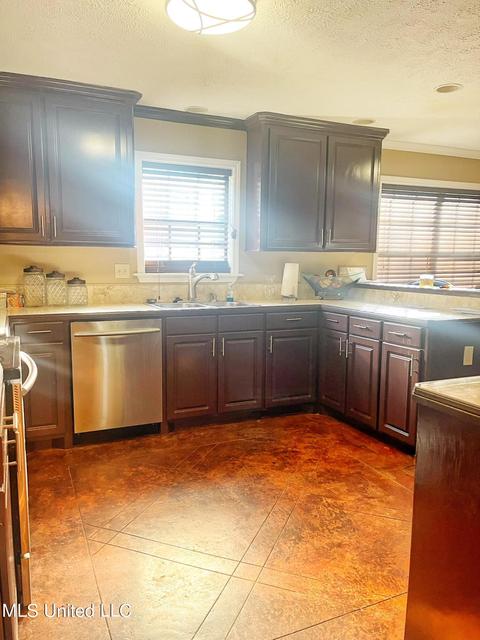 155 Cypress Rd, Byram, MS 39272 photo 5