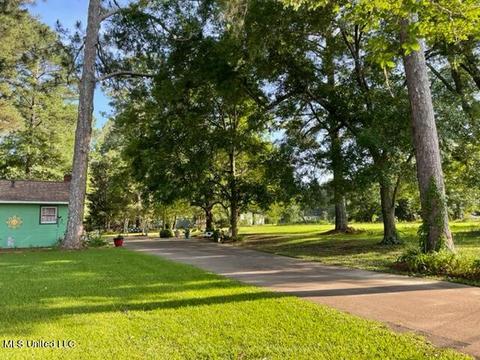 1468 E Peace St, Canton, MS 39046 photo 3