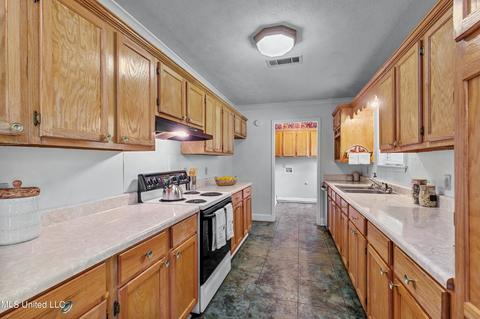 113 Lancaster Rd, Braxton, MS 39044 photo 15