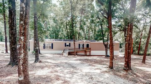 155 Forest Hill Dr, Lucedale, MS 39452 photo 1