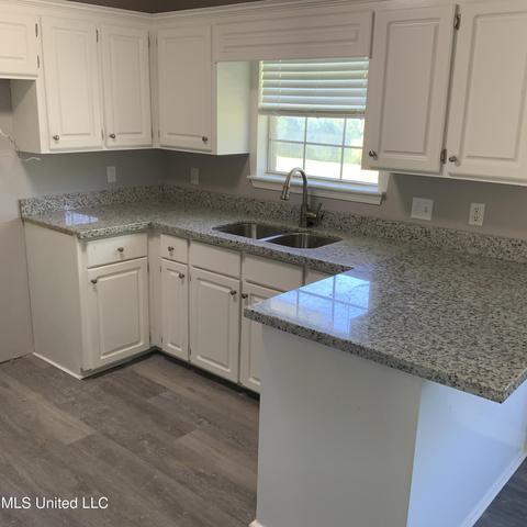 552 Eaglewood Dr, Florence, MS 39073 photo 23