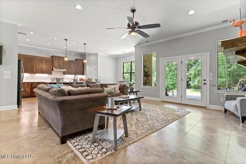1569 Horn Lake Rd, Nesbit, MS 38651 photo 8