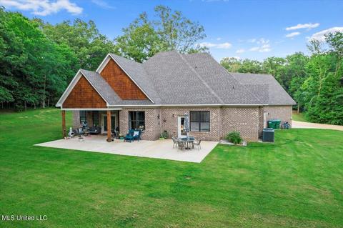 1569 Horn Lake Rd, Nesbit, MS 38651 photo 5
