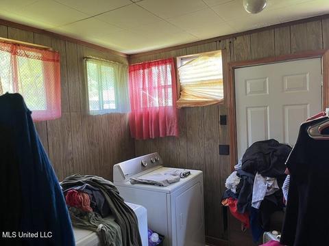 614 Stulin St, Wiggins, MS 39577 photo 12