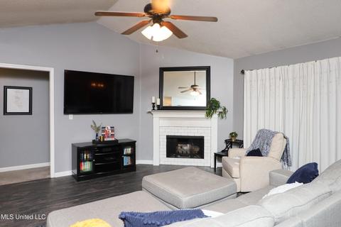 6166 E Sandbourne, Olive Branch, MS 38654 photo 3