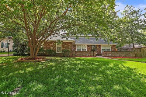 5316 Canton Heights Dr, Jackson, MS 39211 photo 1