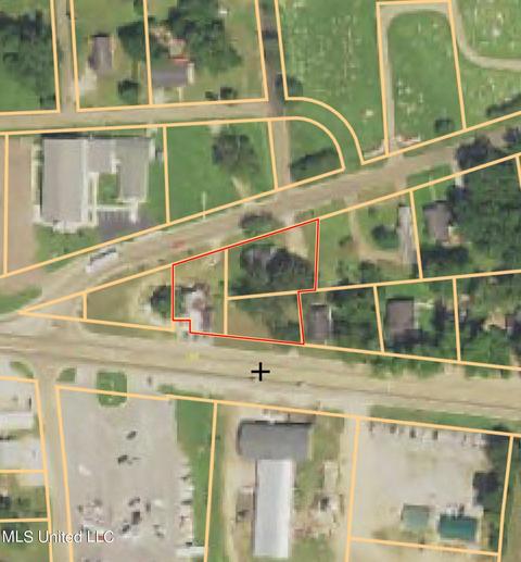 1176 E 3rd St, Forest, MS 39074 photo 3