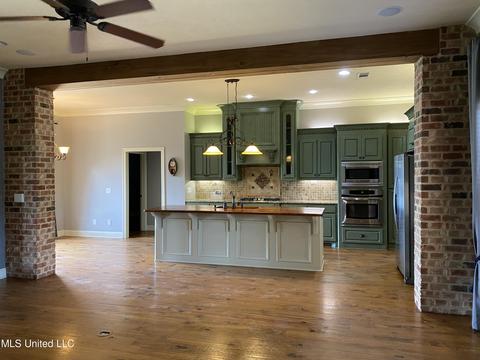513 Springhill Xing, Brandon, MS 39047 photo 4