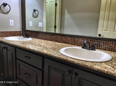 513 Springhill Xing, Brandon, MS 39047 photo 25