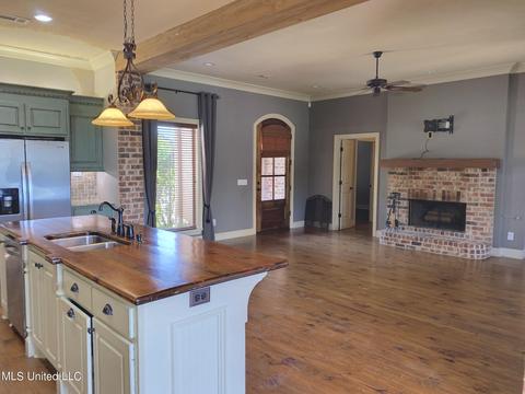 513 Springhill Xing, Brandon, MS 39047 photo 6