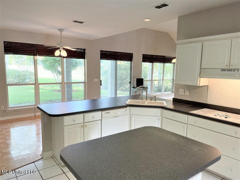 56129 E Diamondhead Dr, Diamondhead, MS 39525 photo 6