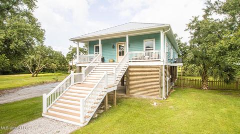 524 Trautman Ave, Long Beach, MS 39560 photo 1